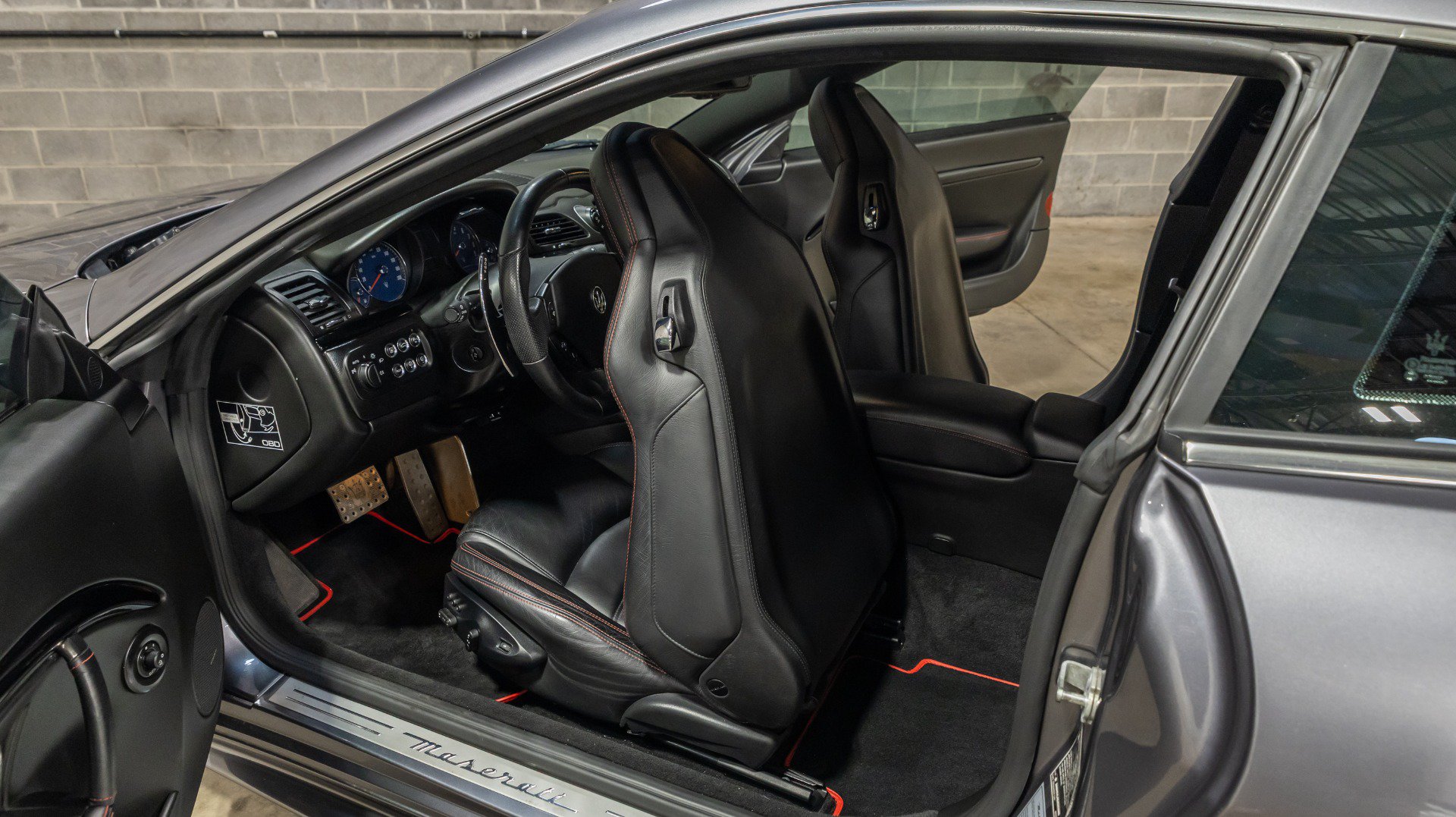 Used 2018 Maserati GranTurismo Sport RWD image 52