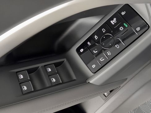 New 2026 Audi Q5 Premium Plus AWD/4WD image 15