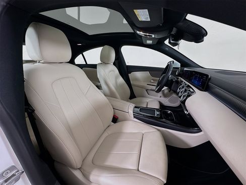 Certified 2025 Mercedes-Benz CLA 250 image 30