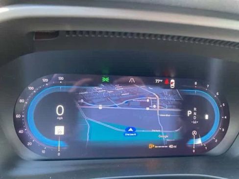 New 2025 Volvo XC40 B5 Ultra image 30