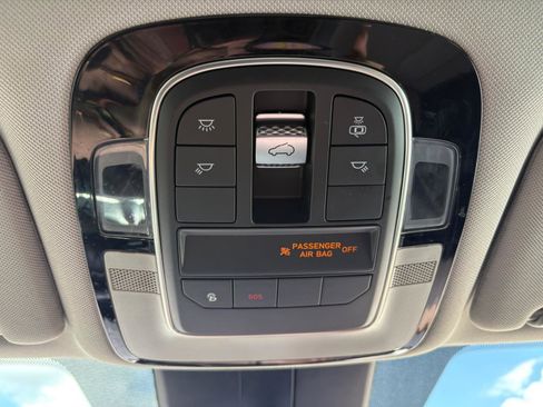 Used 2022 Hyundai Santa Fe SEL Premium w/ Cargo Package AWD/4WD image 45