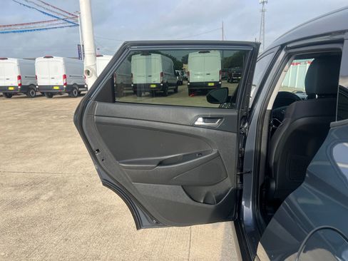 Used 2021 Hyundai Tucson Value FWD image 15