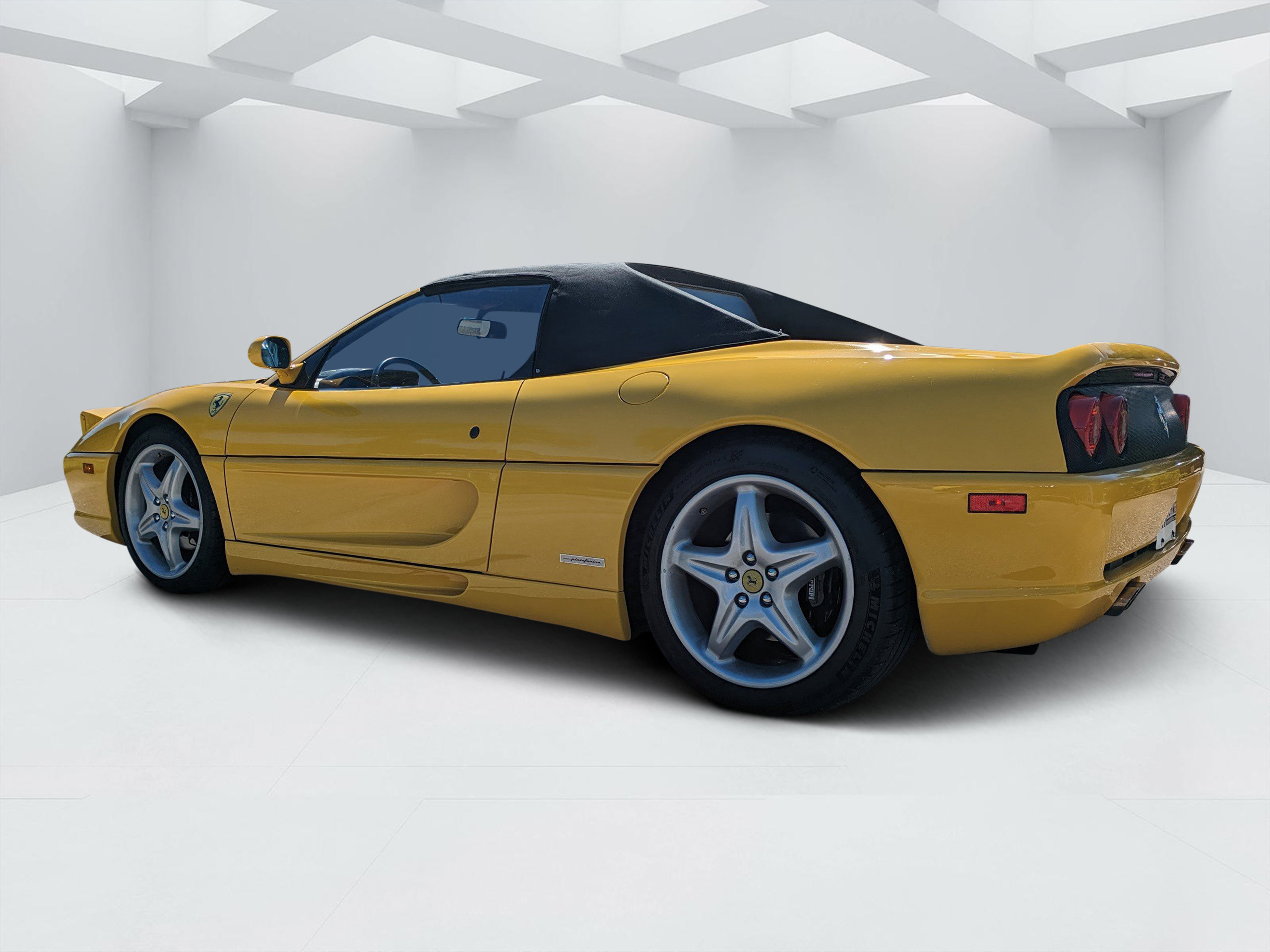 Used 1999 Ferrari F355 Spider RWD image 5