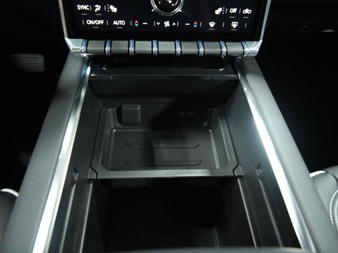 New 2026 GMC Sierra EV Elevation AWD/4WD image 36