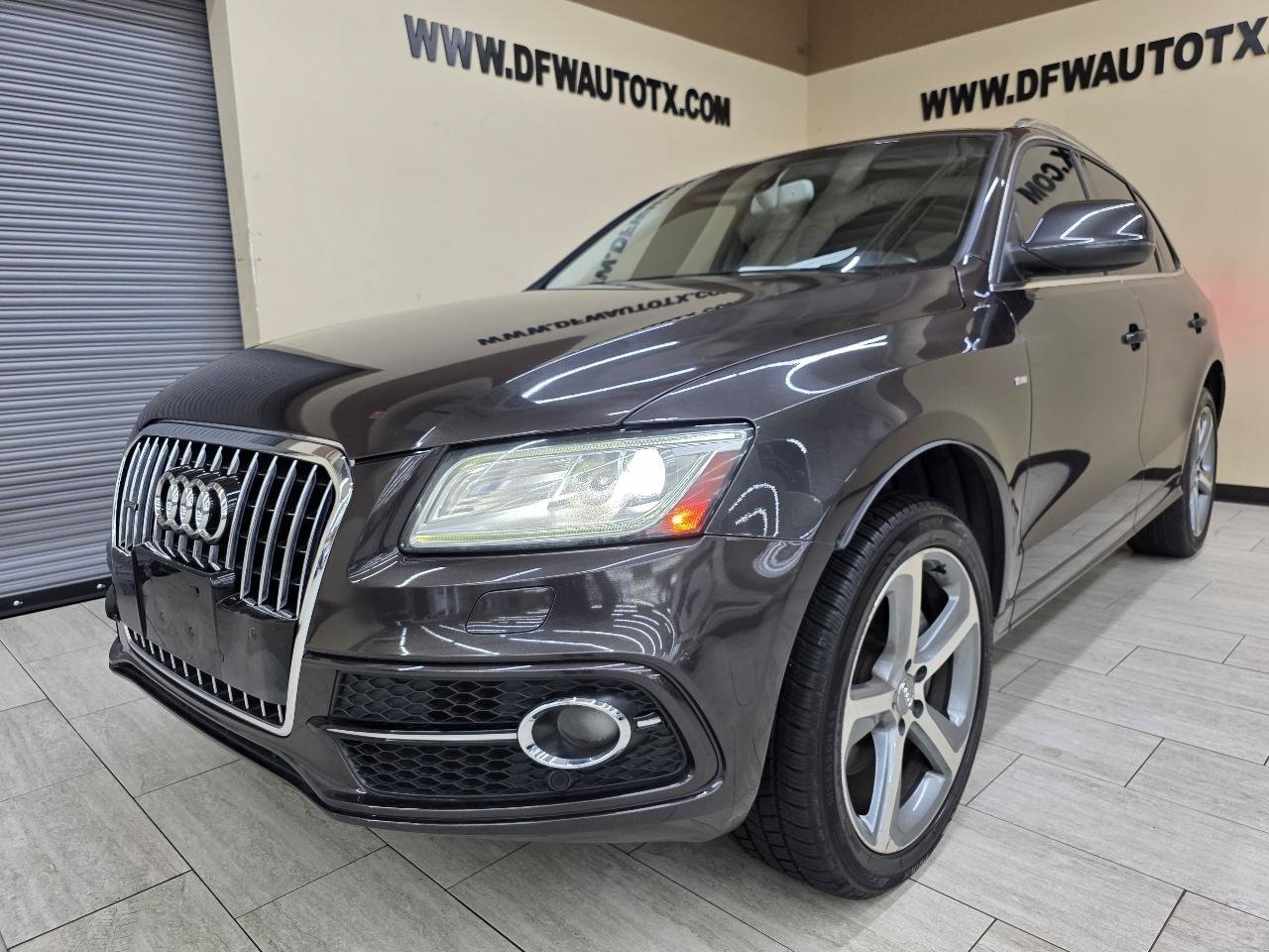 Used 2014 Audi Q5 3.0T Premium Plus AWD/4WD image 2