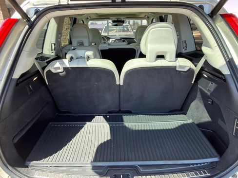 Used 2017 Volvo XC90 T6 Inscription w/ Vision Package image 15