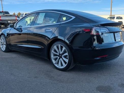 Used 2020 Tesla Model 3 Long Range image 10