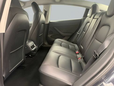 Used 2023 Tesla Model 3 Standard Range RWD image 13