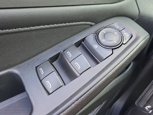 Certified 2022 Chevrolet Traverse LT FWD image 21