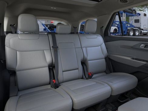 New 2026 Ford Explorer Active w/ Active Comfort Package image 11