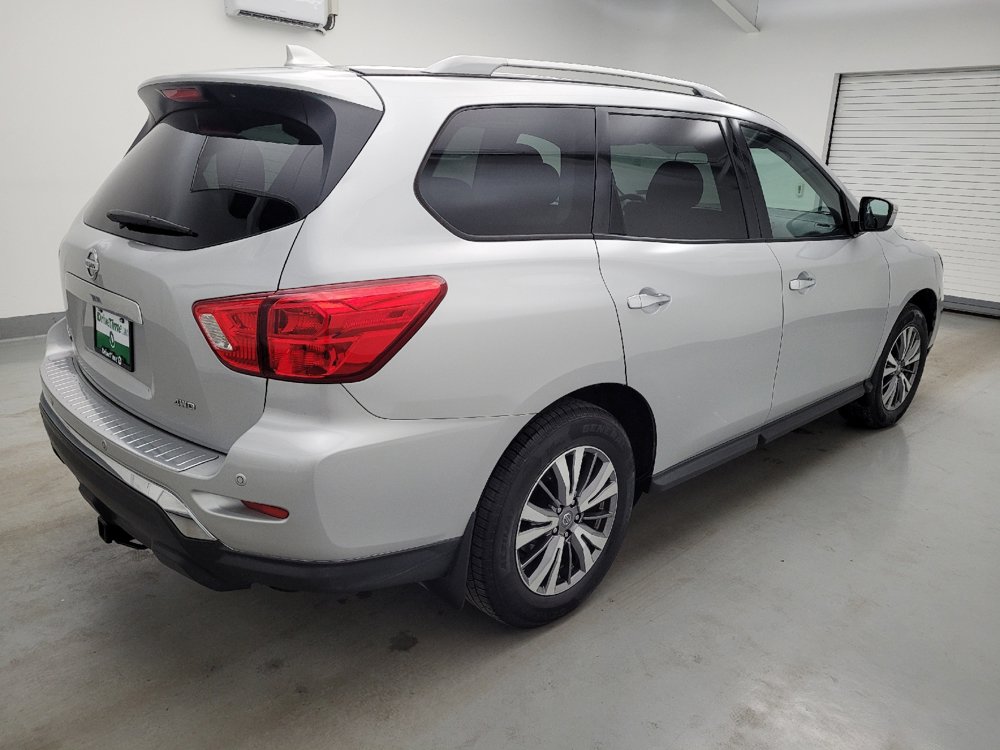 Used 2020 Nissan Pathfinder S AWD/4WD image 3