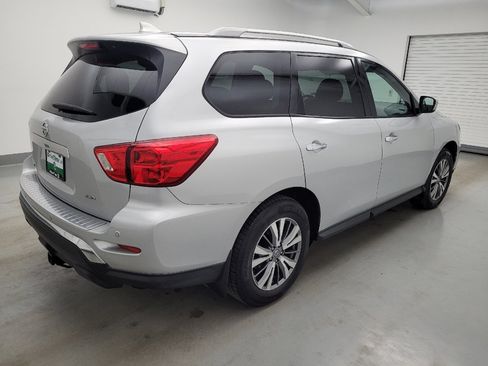 Used 2020 Nissan Pathfinder S AWD/4WD image 3