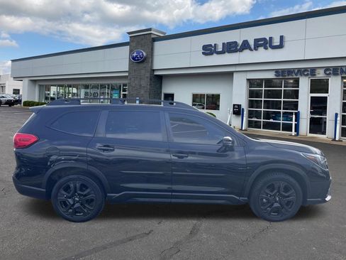 Used 2023 Subaru Ascent Onyx Edition Limited AWD/4WD image 8