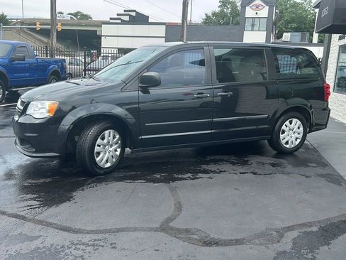 Used 2014 Dodge Grand Caravan American Value Package image 7