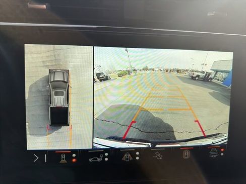 Used 2025 GMC Sierra 1500 Denali w/ Denali Reserve Package image 17