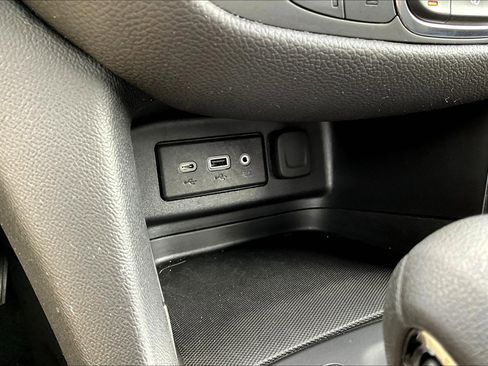 Certified 2024 Chevrolet Equinox LT image 24