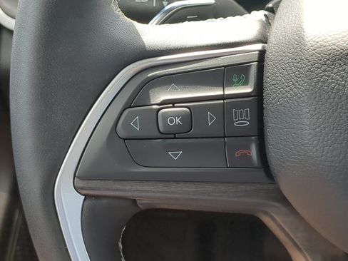 Certified 2024 Jeep Grand Cherokee L Limited w/ Black Appearance Package RWD image 23