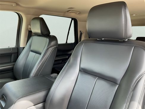 Certified 2023 Ford Expedition Max XLT image 26