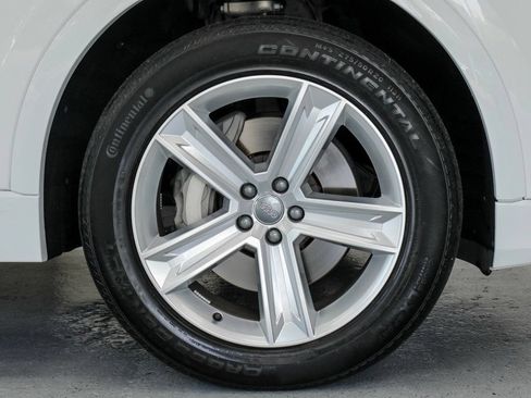 Used 2020 Audi Q8 Premium AWD/4WD image 10