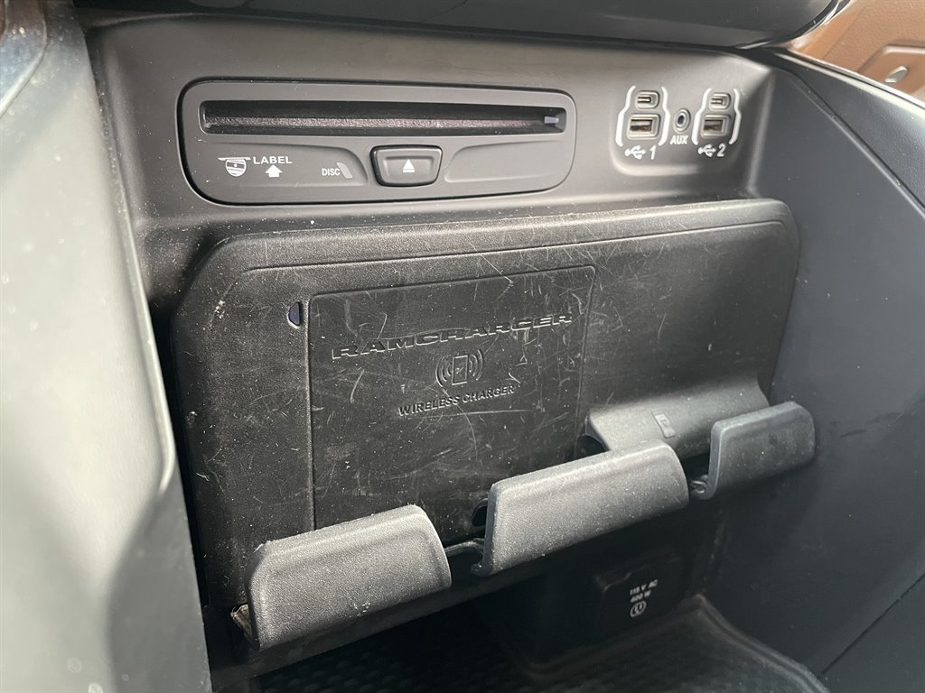 Used 2019 RAM 3500 Laramie AWD/4WD image 33