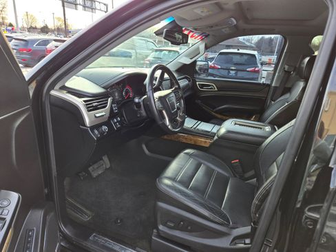 Used 2016 GMC Yukon XL Denali w/ Open Road Package RWD image 4
