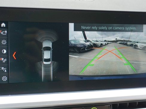 Used 2020 BMW 330i Sedan w/ Driving Assistance Package image 18