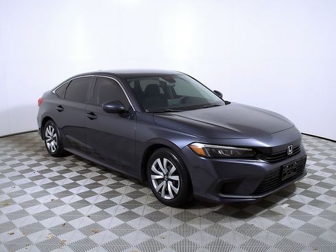 Used 2024 Honda Civic LX image 6