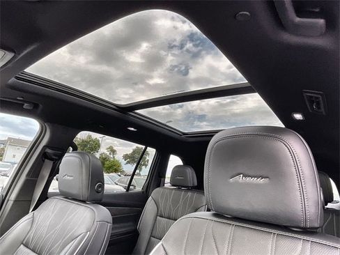 New 2025 Buick Enclave Avenir w/ Super Cruise Package image 19