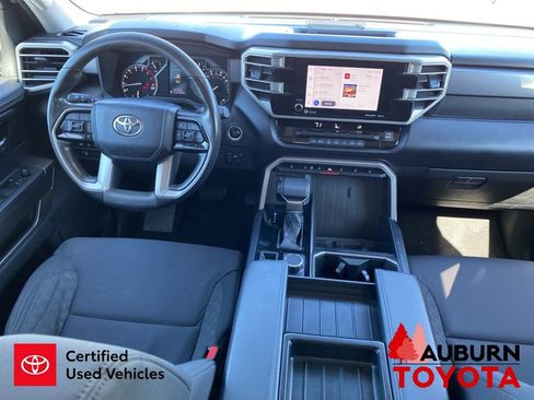 Used 2022 Toyota Tundra SR5 w/ SR5 Convenience Package AWD/4WD image 16