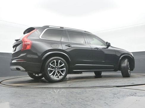 Used 2016 Volvo XC90 T6 Momentum w/ Momentum Plus Package image 12