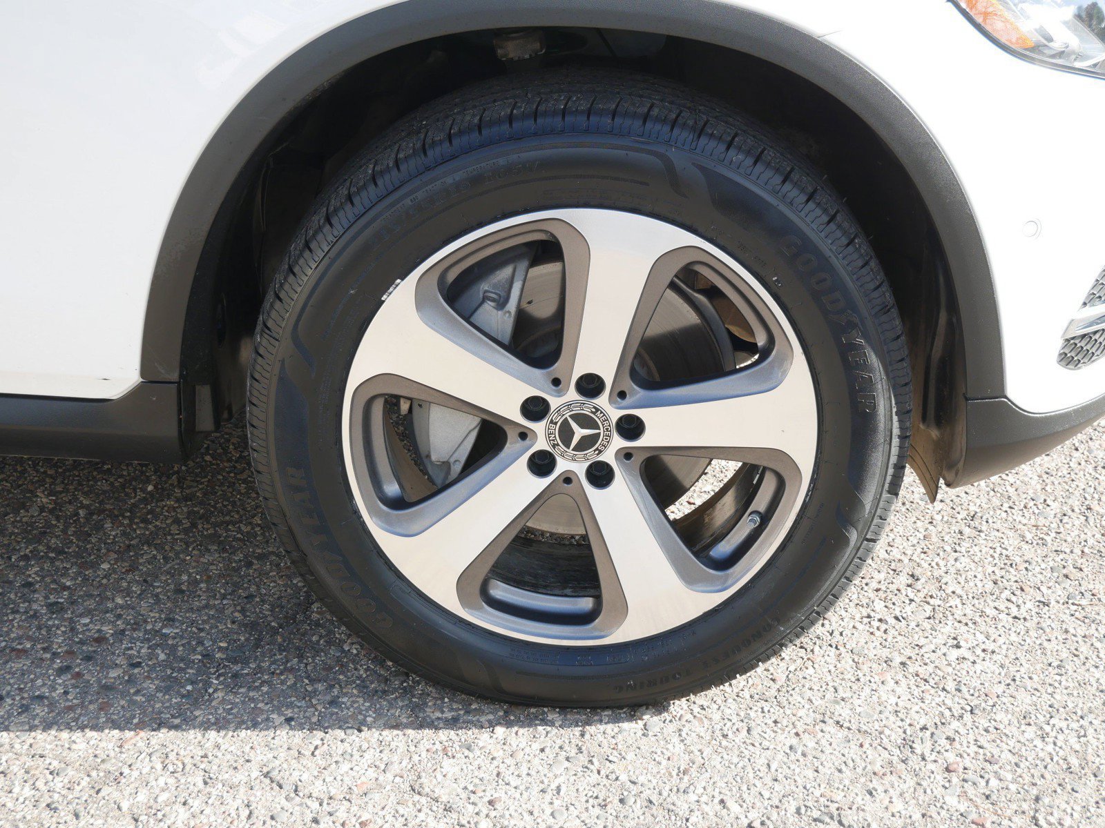 Used 2018 Mercedes-Benz GLC 300 4MATIC image 7