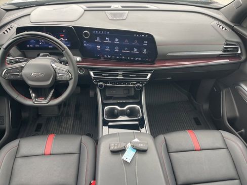 Used 2024 Chevrolet Traverse RS w/ LPO, Floor Liner Package image 17