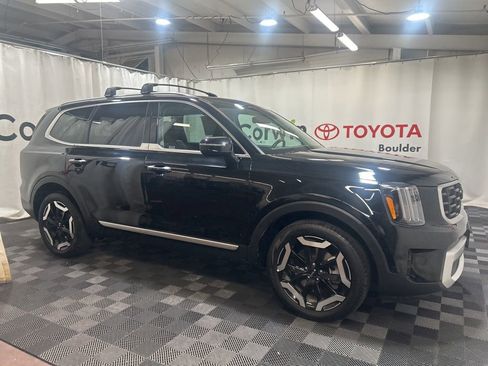 Used 2025 Kia Telluride S image 10