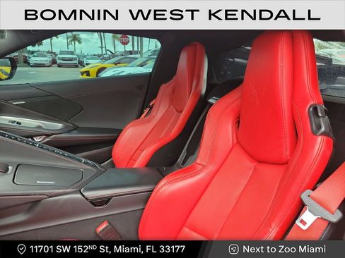 Used 2021 Chevrolet Corvette Stingray Coupe w/ Z51 Performance Package image 8