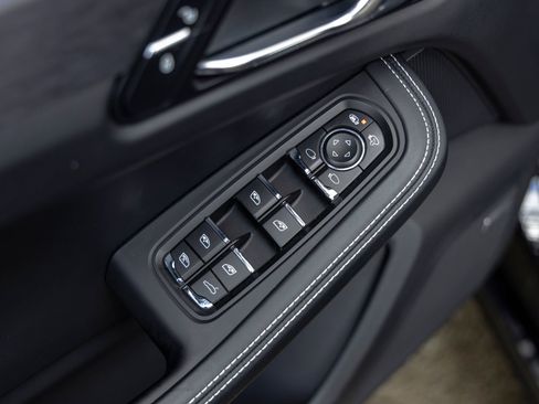 Certified 2018 Porsche Macan GTS AWD/4WD image 23