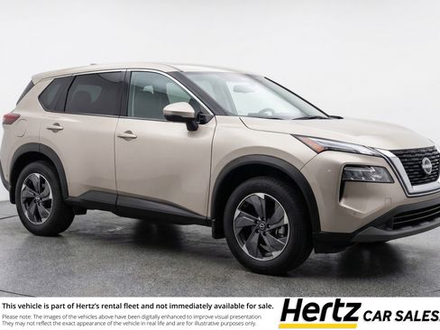 Used 2025 Nissan Rogue SV FWD image 1