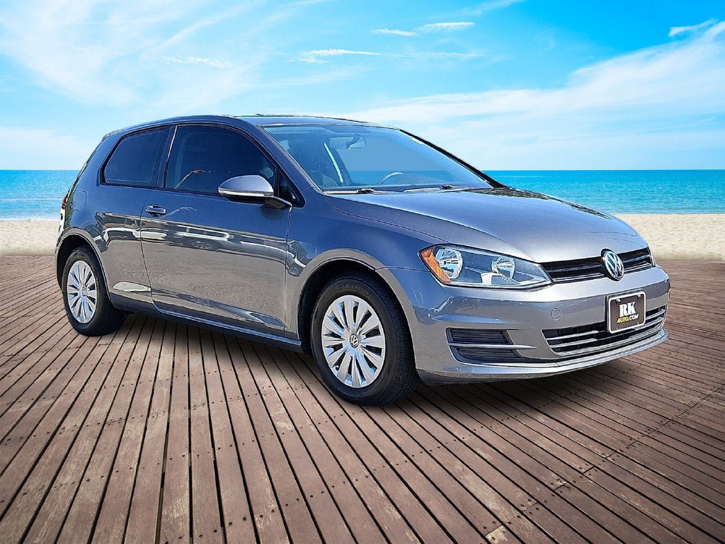 Used 2015 Volkswagen Golf Launch Edition FWD image 3