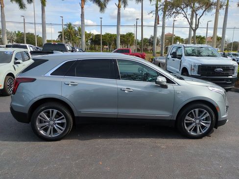 Used 2024 Cadillac XT5 Premium Luxury image 3