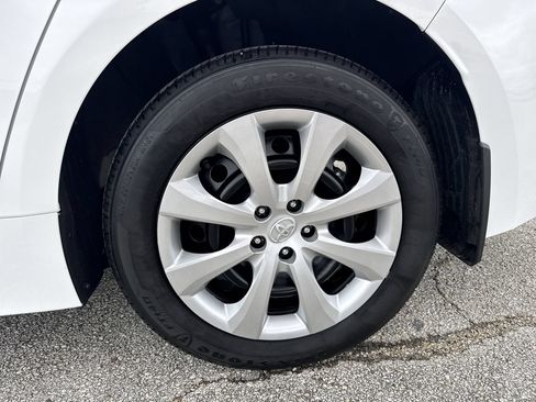 Certified 2026 Toyota Corolla LE FWD image 18