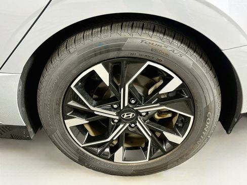 Used 2024 Hyundai Sonata SEL FWD image 11