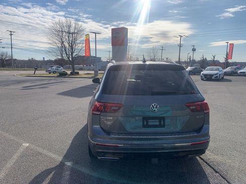 Used 2020 Volkswagen Tiguan SEL Premium R-Line w/ 3rd Row Seat Package image 6