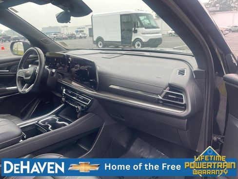 Used 2026 Chevrolet Traverse High Country w/ LPO, Floor Liner Package AWD/4WD image 30