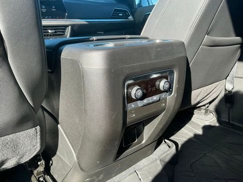 Used 2025 Chevrolet Suburban Premier w/ Sun And Tow Package AWD/4WD image 39