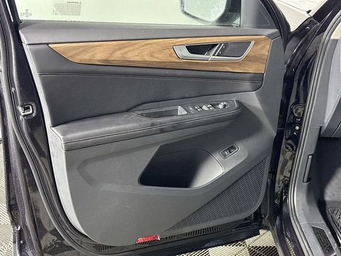 New 2026 Volkswagen Atlas SE image 10