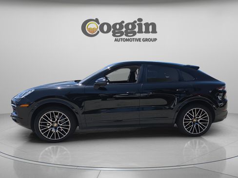 Used 2020 Porsche Cayenne AWD/4WD image 2