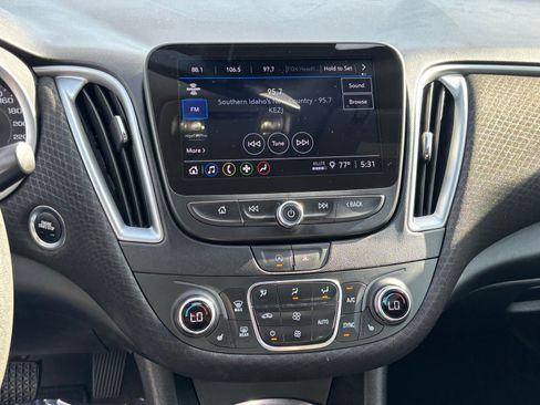 Used 2024 Chevrolet Malibu LT FWD image 16