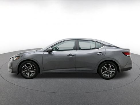 Used 2025 Nissan Sentra SV FWD image 4