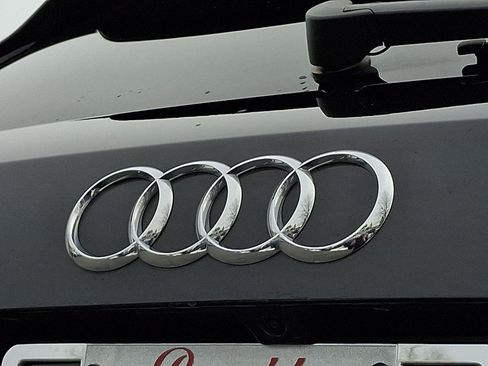 Used 2023 Audi Q3 2.0T Premium image 31