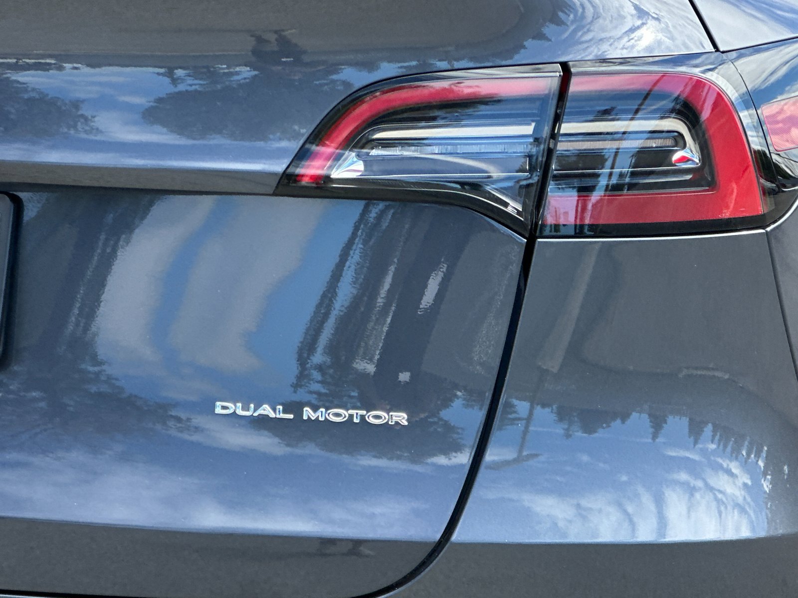 Used 2023 Tesla Model Y Long Range AWD/4WD image 25