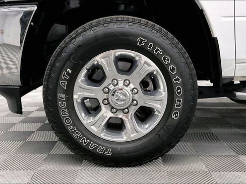 Used 2024 RAM 2500 Big Horn AWD/4WD image 10